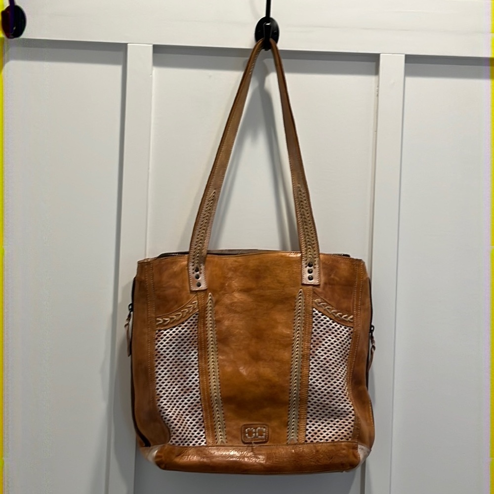 Bedstu “Amelie” purse. Nectar Lux Tan Rustic color.